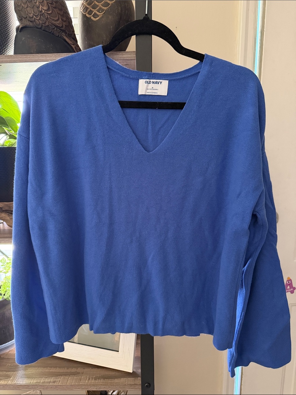 Old Navy V-Neck Sweater in Blue